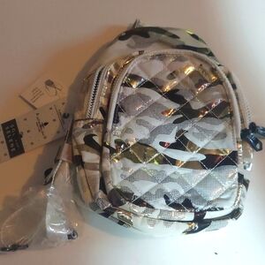 Sol and Selene On The Run Sling/Backpack, Metallic is everywhere NWT